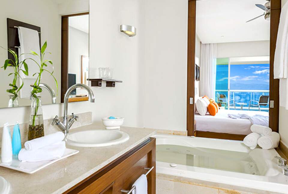 Vidanta Nuevo Vallarta - Grand Mayan Two-Bedroom Suite - Nuevo Vallarta, Mexico