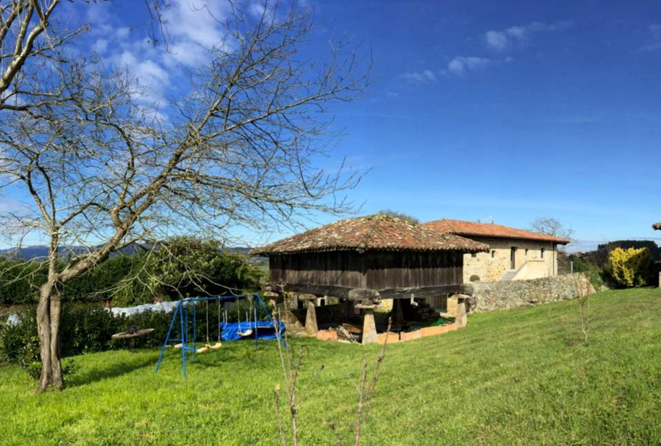 La Corolla - Villaviciosa, Spain