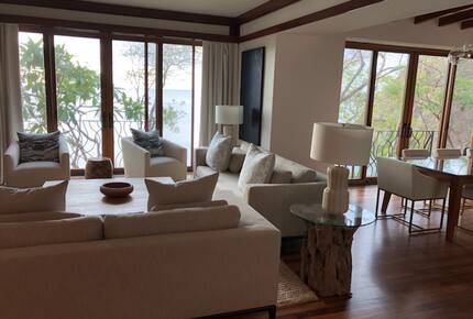 Living Room and Dining Room, open Floor plan