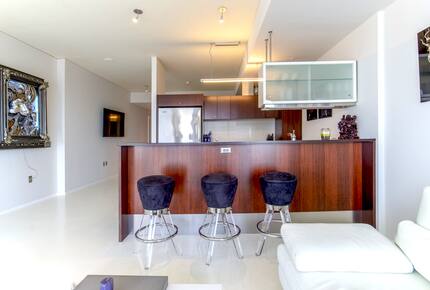 EVO South Downtown Luxury Loft - Los Angeles, California