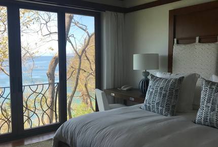 2 identical Master suites, both ocean facing