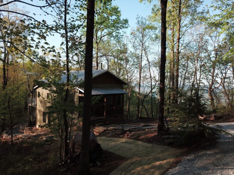 Mountain Retreat Near Greenville and Asheville - Greenville, South Carolina