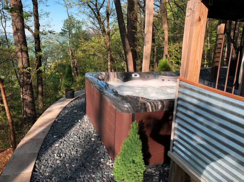 Mountain Retreat Near Greenville and Asheville - Greenville, South Carolina