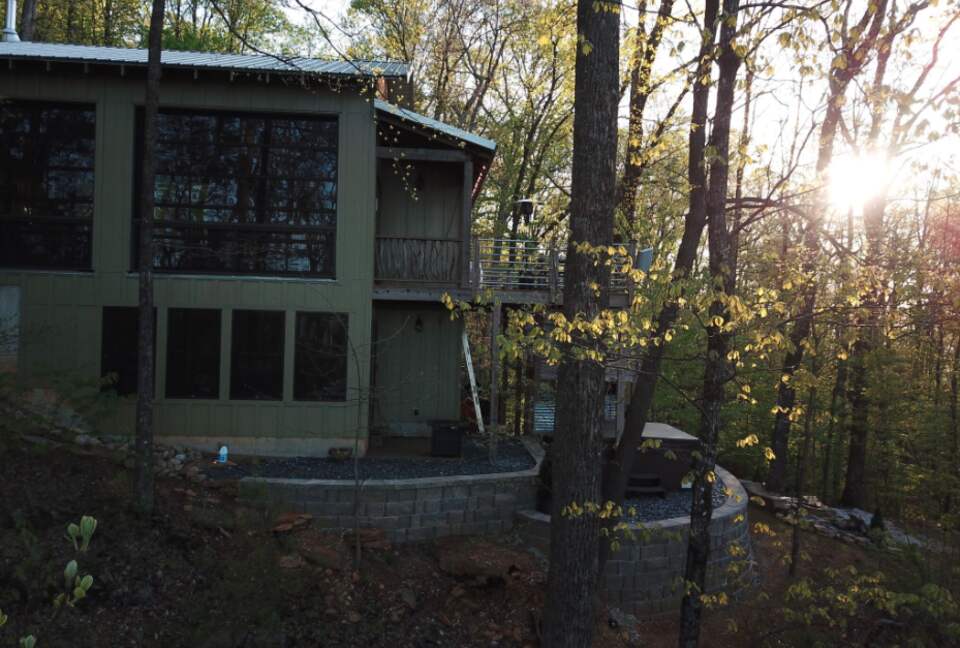 Mountain Retreat Near Greenville and Asheville - Greenville, South Carolina