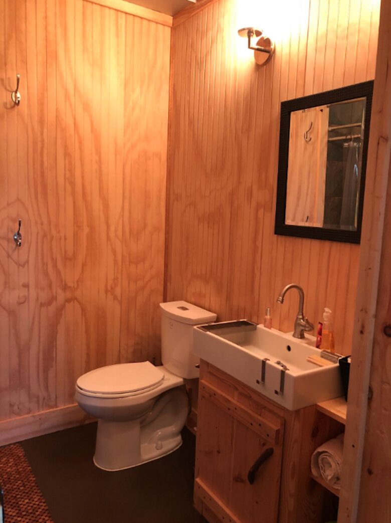 Mountain Retreat Near Greenville and Asheville - Greenville, South Carolina