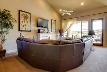 Lakeway Luxury Lakefront - Lakeway, Texas