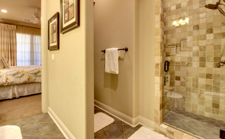 Lakeway Luxury Lakefront - Lakeway, Texas