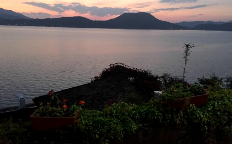 Lakefront Luxury in Valle de Bravo - Valle de Bravo, Mexico