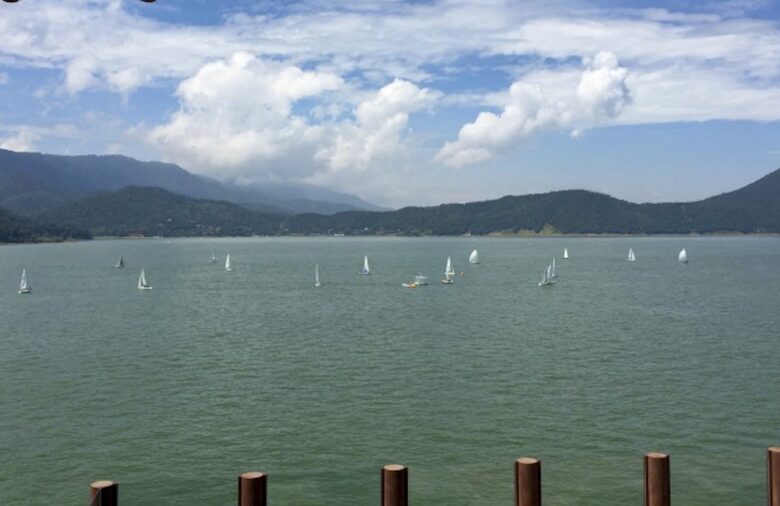 Lakefront Luxury in Valle de Bravo - Valle de Bravo, Mexico