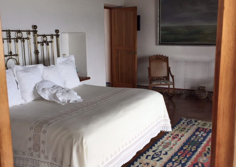 Lakefront Luxury in Valle de Bravo - Valle de Bravo, Mexico