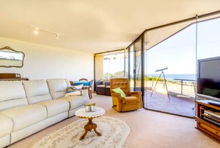 Central Surf Coast House with Spectacular Views! - Torquay, Australia