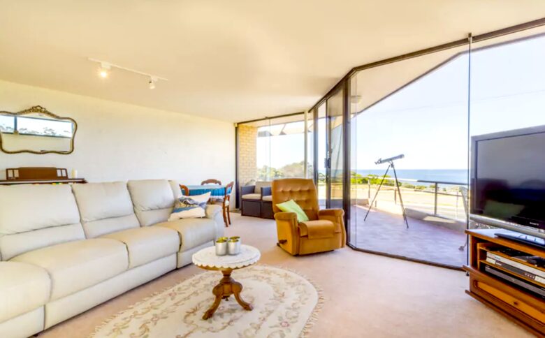 Central Surf Coast House with Spectacular Views! - Torquay, Australia