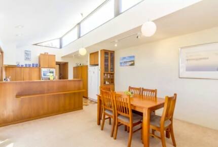 Central Surf Coast House with Spectacular Views! - Torquay, Australia