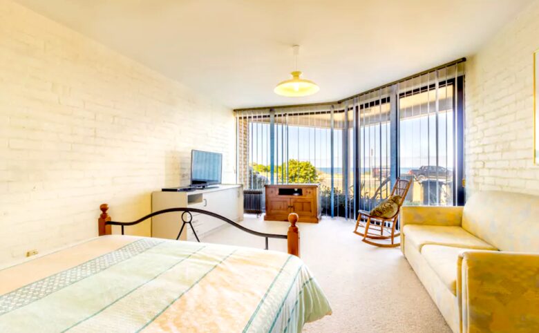 Central Surf Coast House with Spectacular Views! - Torquay, Australia