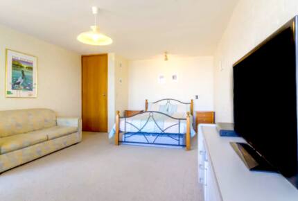 Central Surf Coast House with Spectacular Views! - Torquay, Australia