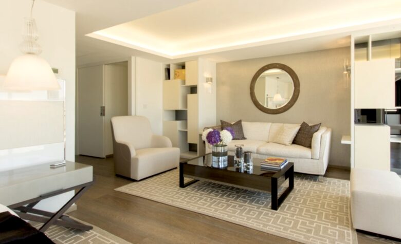 Cannes Croisette Penthouse - Cannes, France