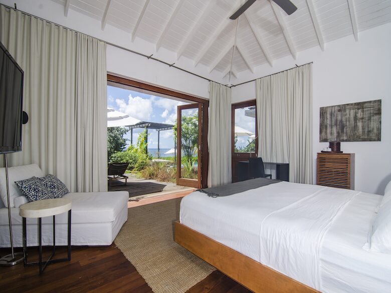 Tradewinds AQUA-TERRA Single Villa Suite and Yacht Cabin - Mayreau Island, Saint Vincent and the Grenadines