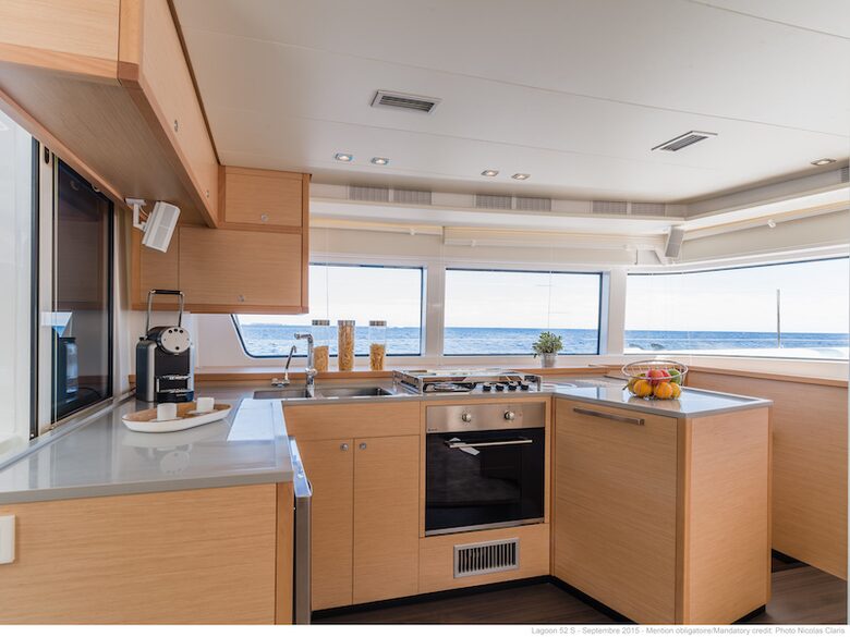 Tradewinds AQUA-TERRA Single Villa Suite and Yacht Cabin - Mayreau Island, Saint Vincent and the Grenadines