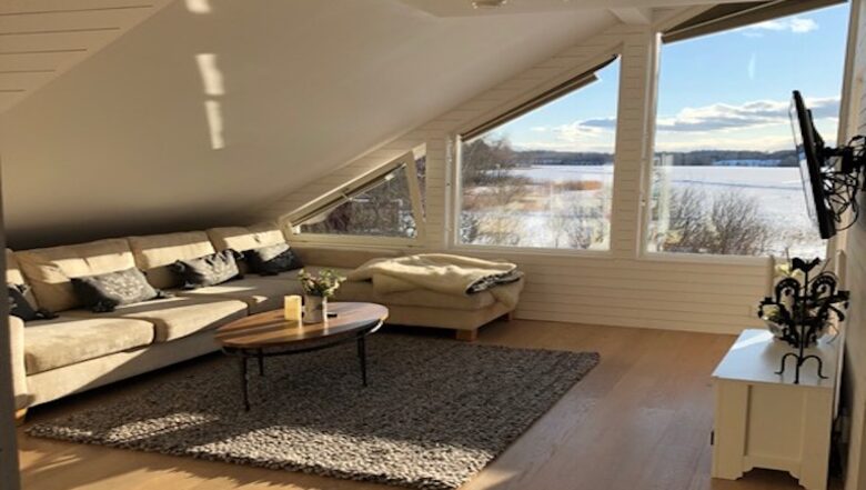 Swedish Ski Chalet and Lake House - Hedemora, Sweden