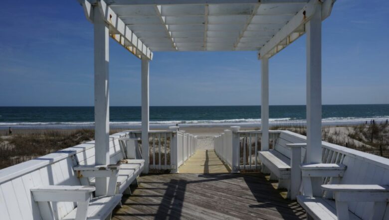 Key Lime Cottage - Emerald Isle, North Carolina