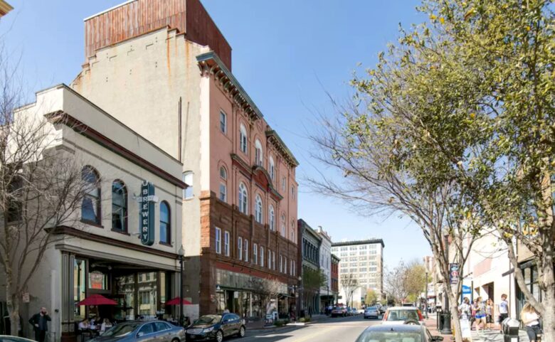 Gorgeous Residence in the Heart of Historic Wilmington - Wilmington, North Carolina