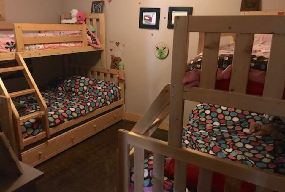 Gull Lake Cabin – Meridian Beach - Red Deer, Canada