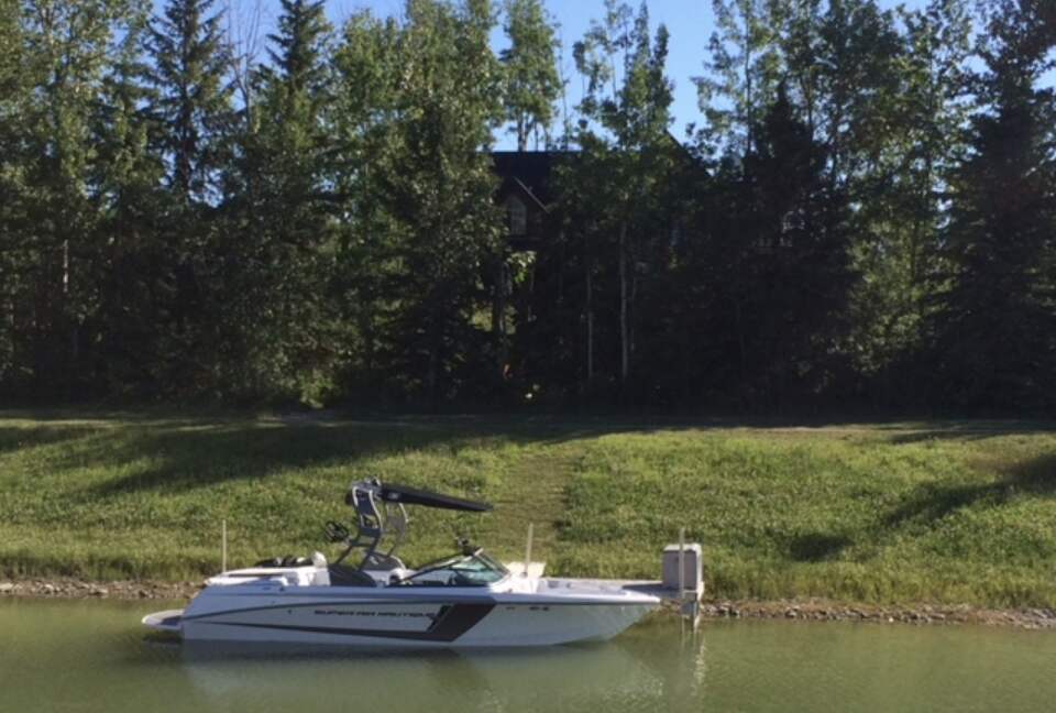 Gull Lake Cabin – Meridian Beach - Red Deer, Canada