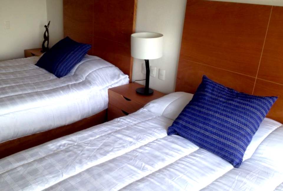 Third bdr with 2 queens & private bth.