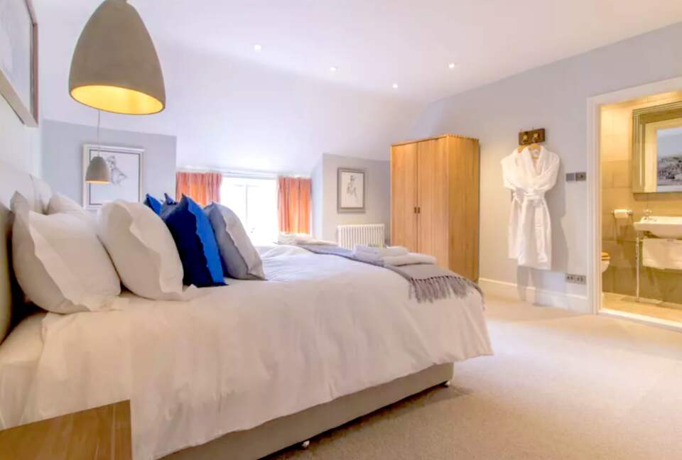 Atherstone Farmhouse - Somerset, United Kingdom