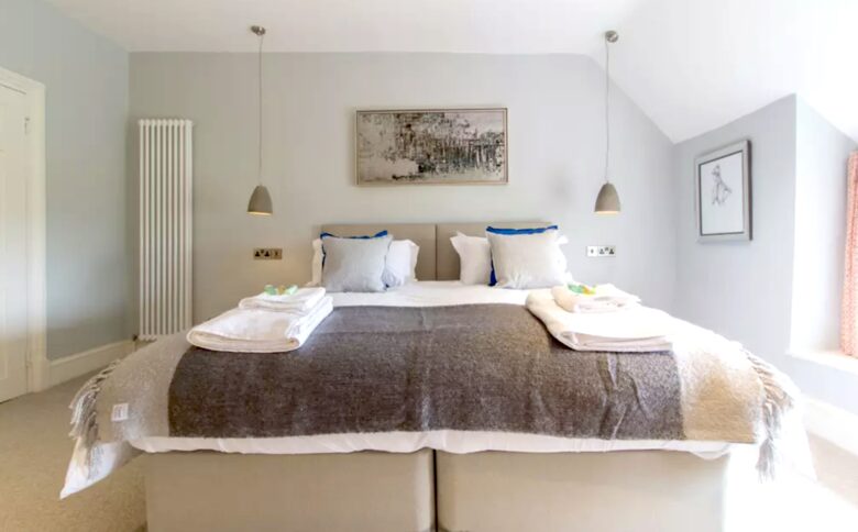 Atherstone Farmhouse - Somerset, United Kingdom