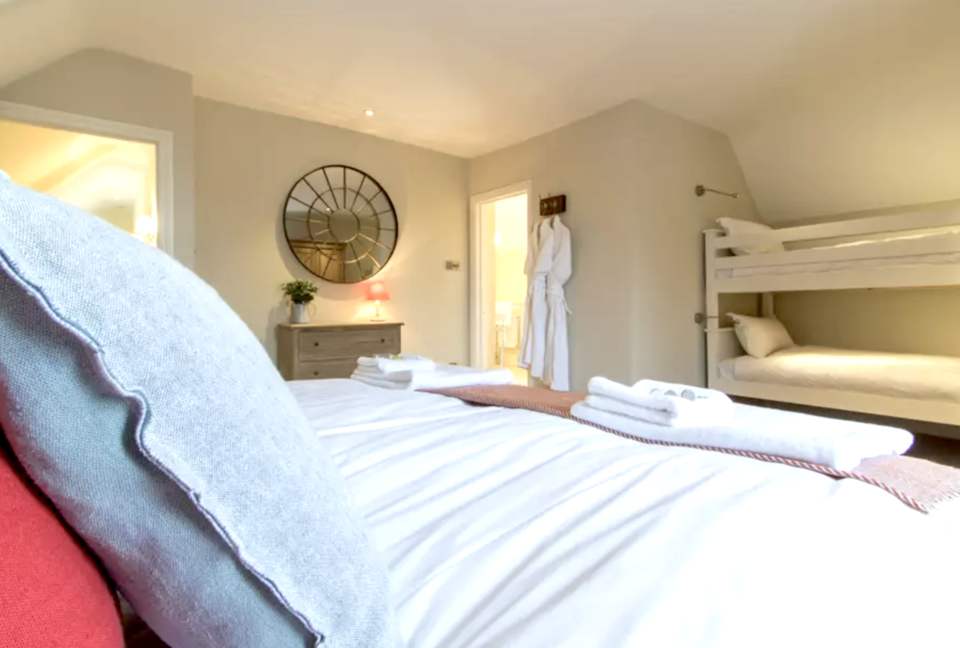 Atherstone Farmhouse - Somerset, United Kingdom