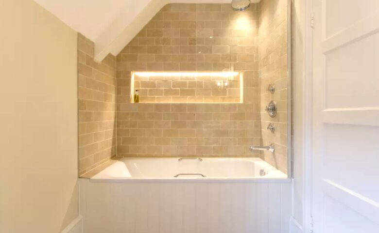 Atherstone Farmhouse - Somerset, United Kingdom