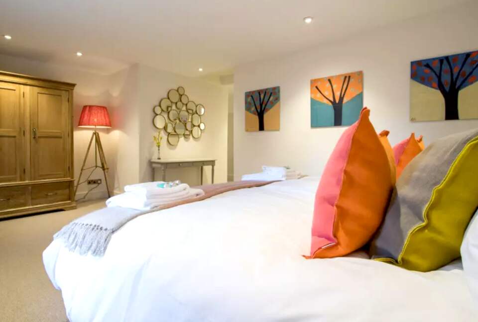 Atherstone Farmhouse - Somerset, United Kingdom