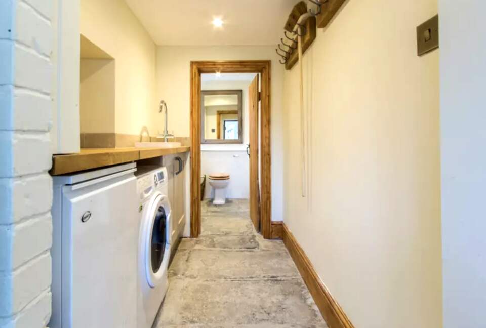 Atherstone Farmhouse - Somerset, United Kingdom