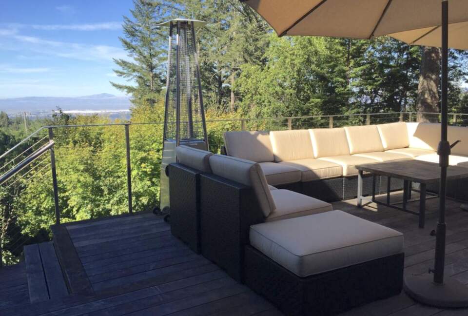 Silicon Valley Woodside Retreat in the Redwoods - Woodside, California