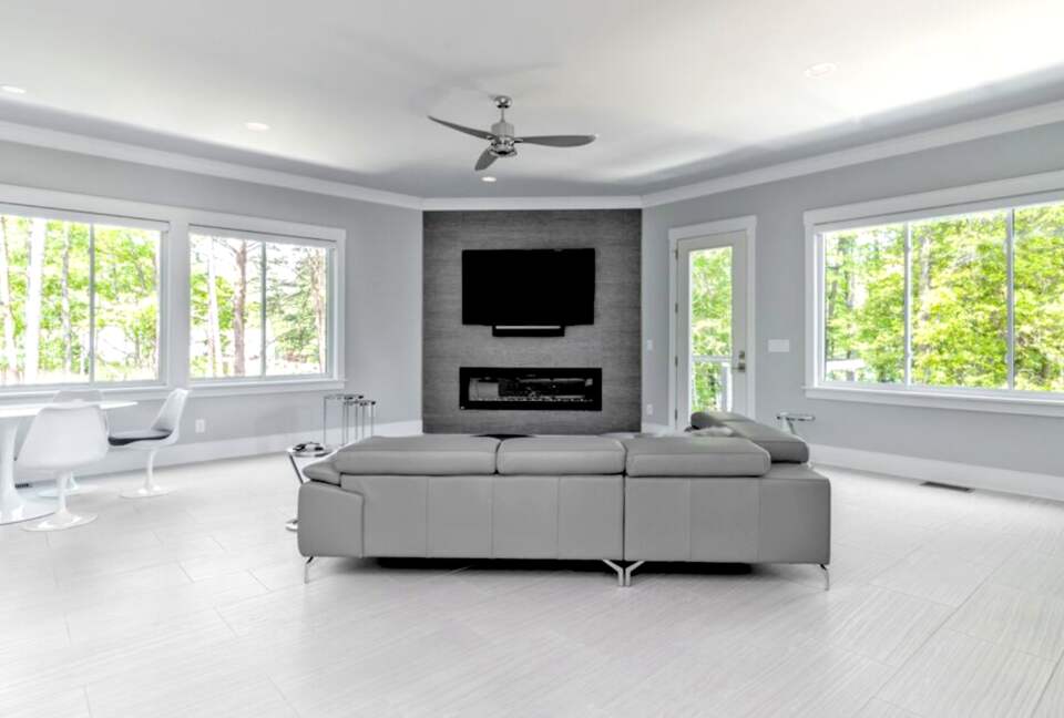 Contemporary Lake Norman Escape - Denver, North Carolina