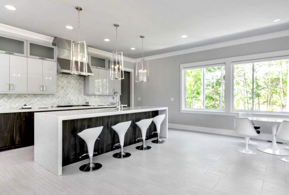 Contemporary Lake Norman Escape - Denver, North Carolina