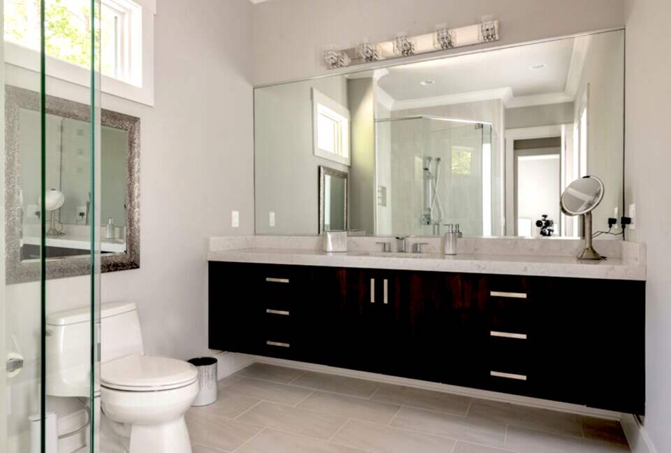 Contemporary Lake Norman Escape - Denver, North Carolina