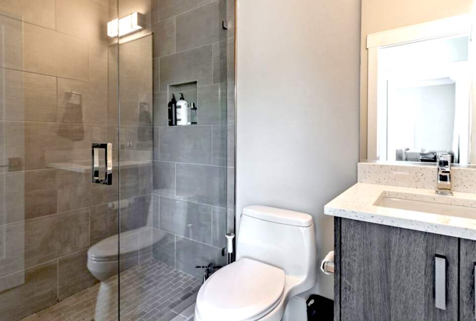 Contemporary Lake Norman Escape - Denver, North Carolina