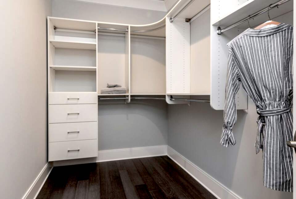 Contemporary Lake Norman Escape - Denver, North Carolina