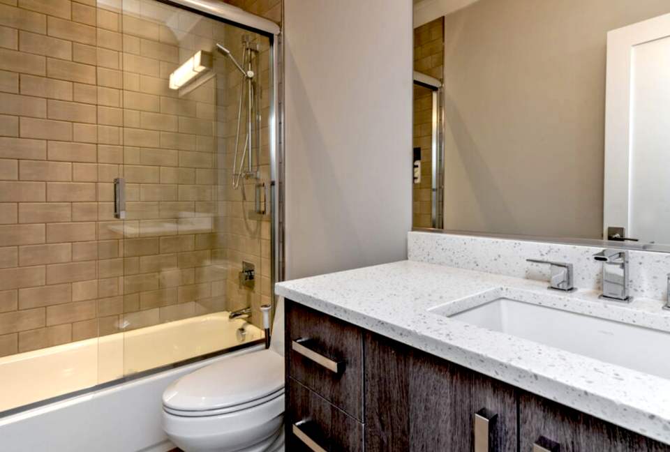 Contemporary Lake Norman Escape - Denver, North Carolina