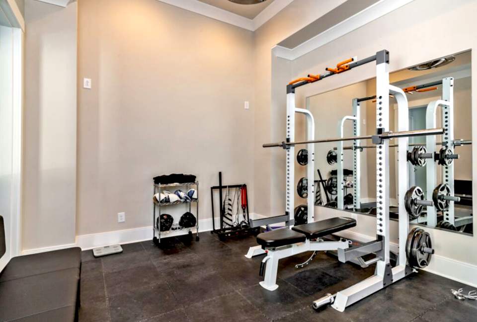 Contemporary Lake Norman Escape - Denver, North Carolina