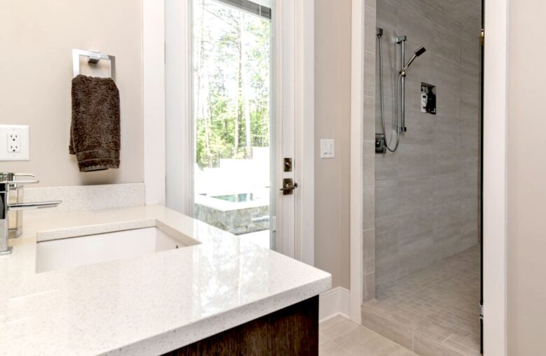 Contemporary Lake Norman Escape - Denver, North Carolina