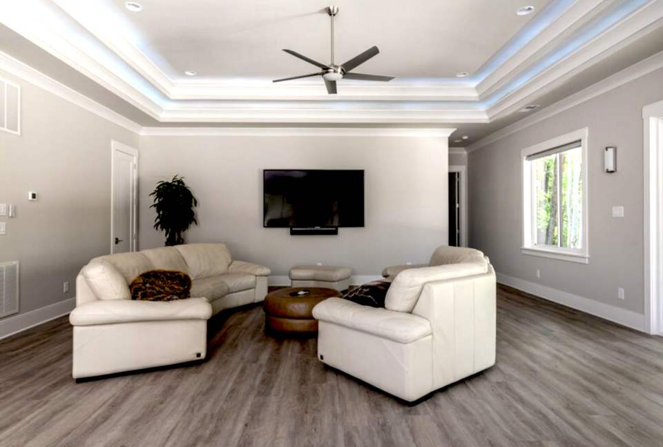 Contemporary Lake Norman Escape - Denver, North Carolina