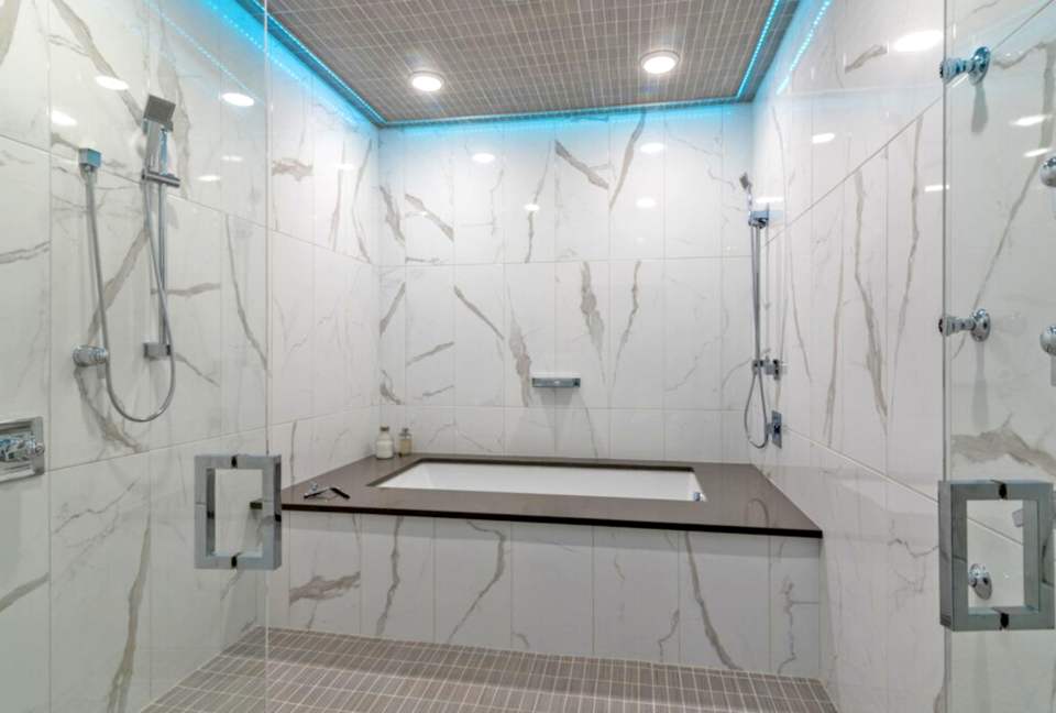 Contemporary Lake Norman Escape - Denver, North Carolina