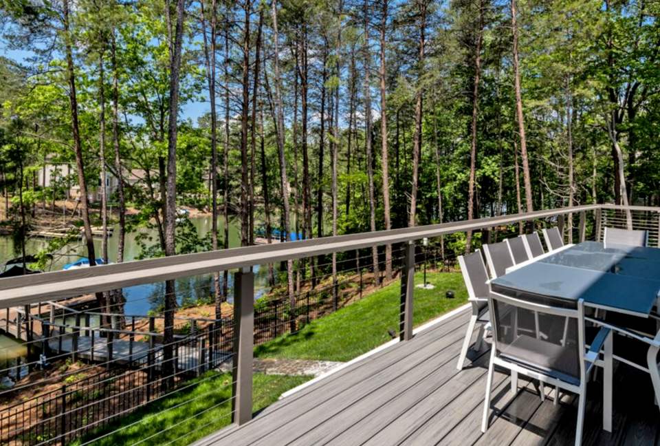 Contemporary Lake Norman Escape - Denver, North Carolina