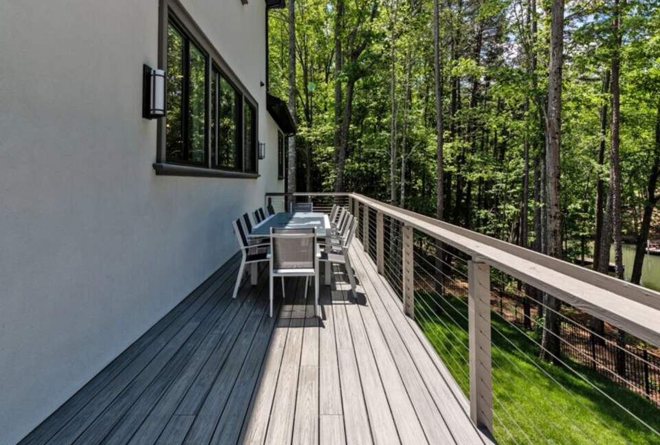 Contemporary Lake Norman Escape - Denver, North Carolina