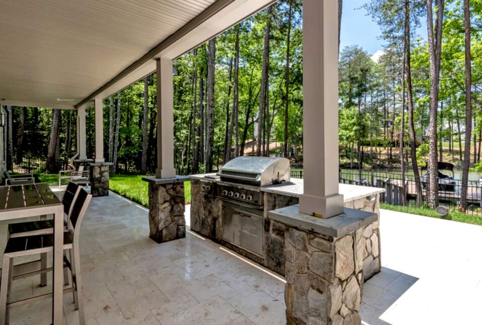 Contemporary Lake Norman Escape - Denver, North Carolina