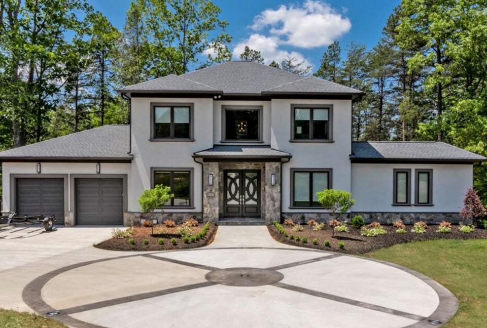 Contemporary Lake Norman Escape - Denver, North Carolina