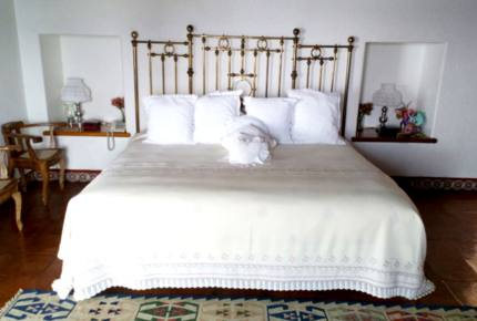 Lakefront Luxury in Valle de Bravo - Valle de Bravo, Mexico